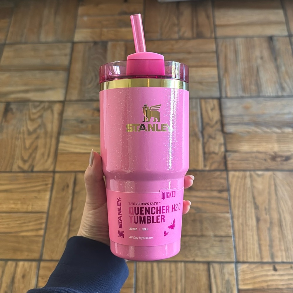 STANLEY WICKED GLINDA 20 OZ TUMBLER